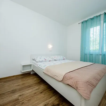 Zeljko Apartmani Lopar Exterior photo