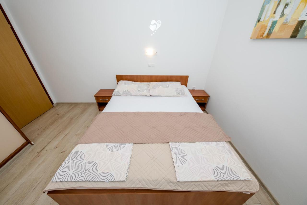 Apartment Zeljko *