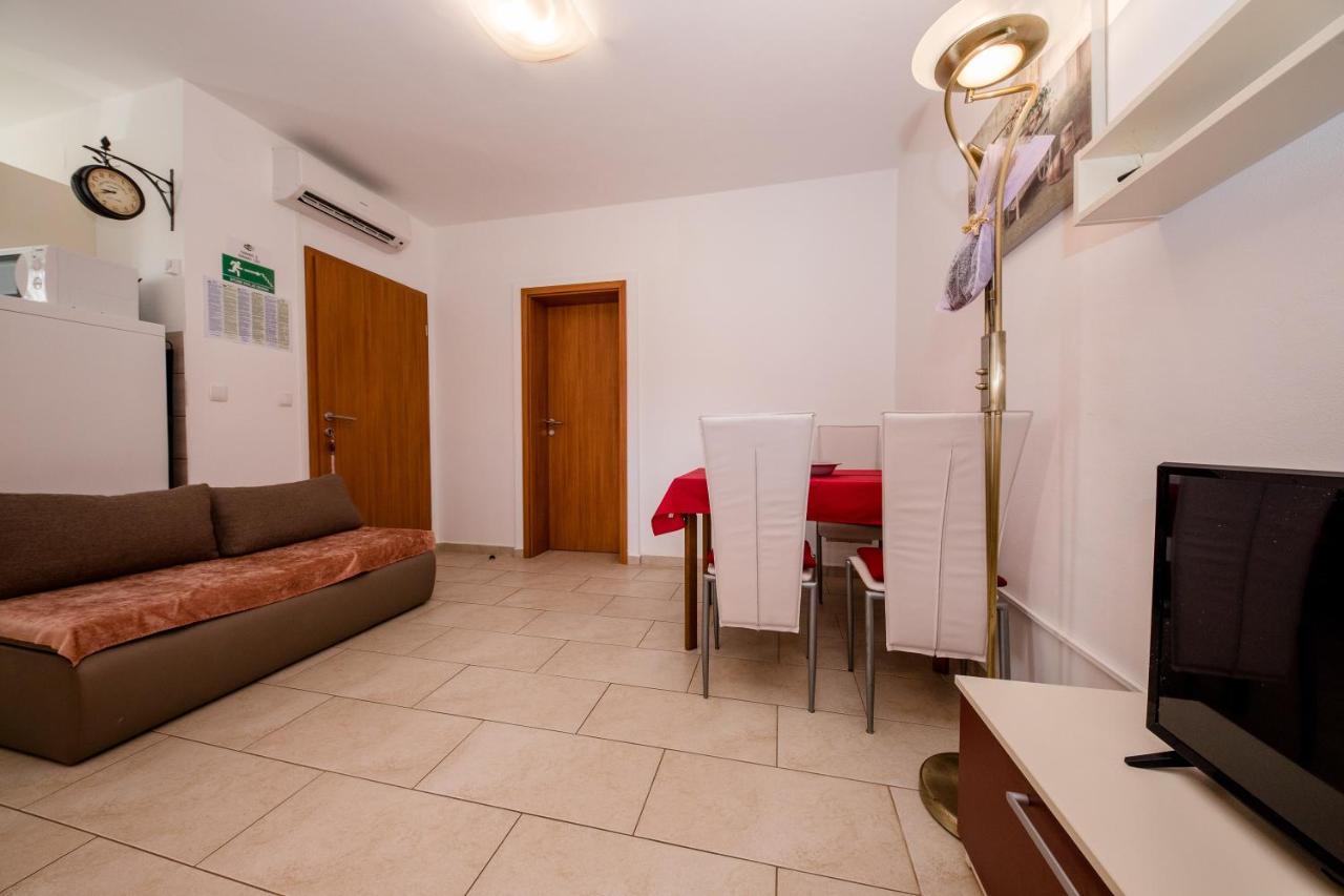 Zeljko Apartment Lopar