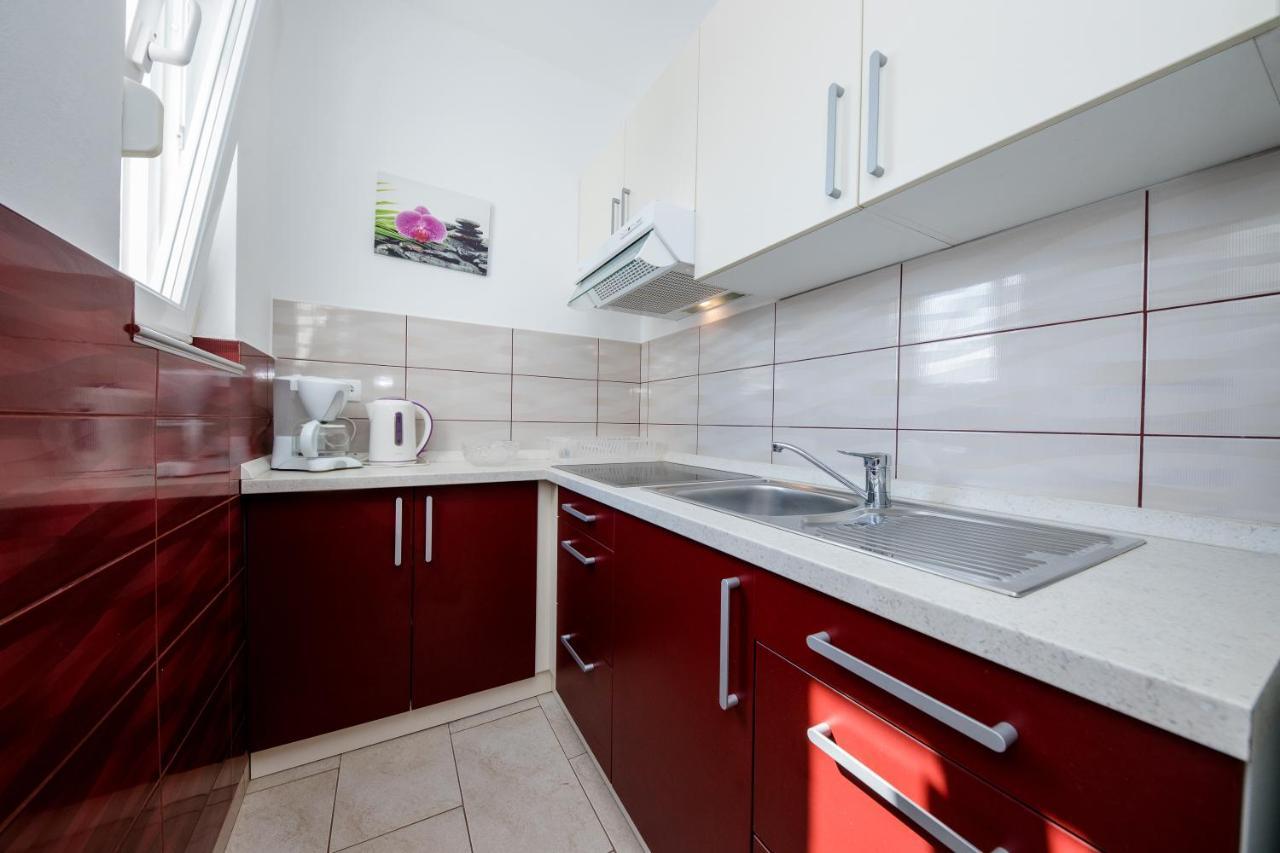Apartment Zeljko Lopar